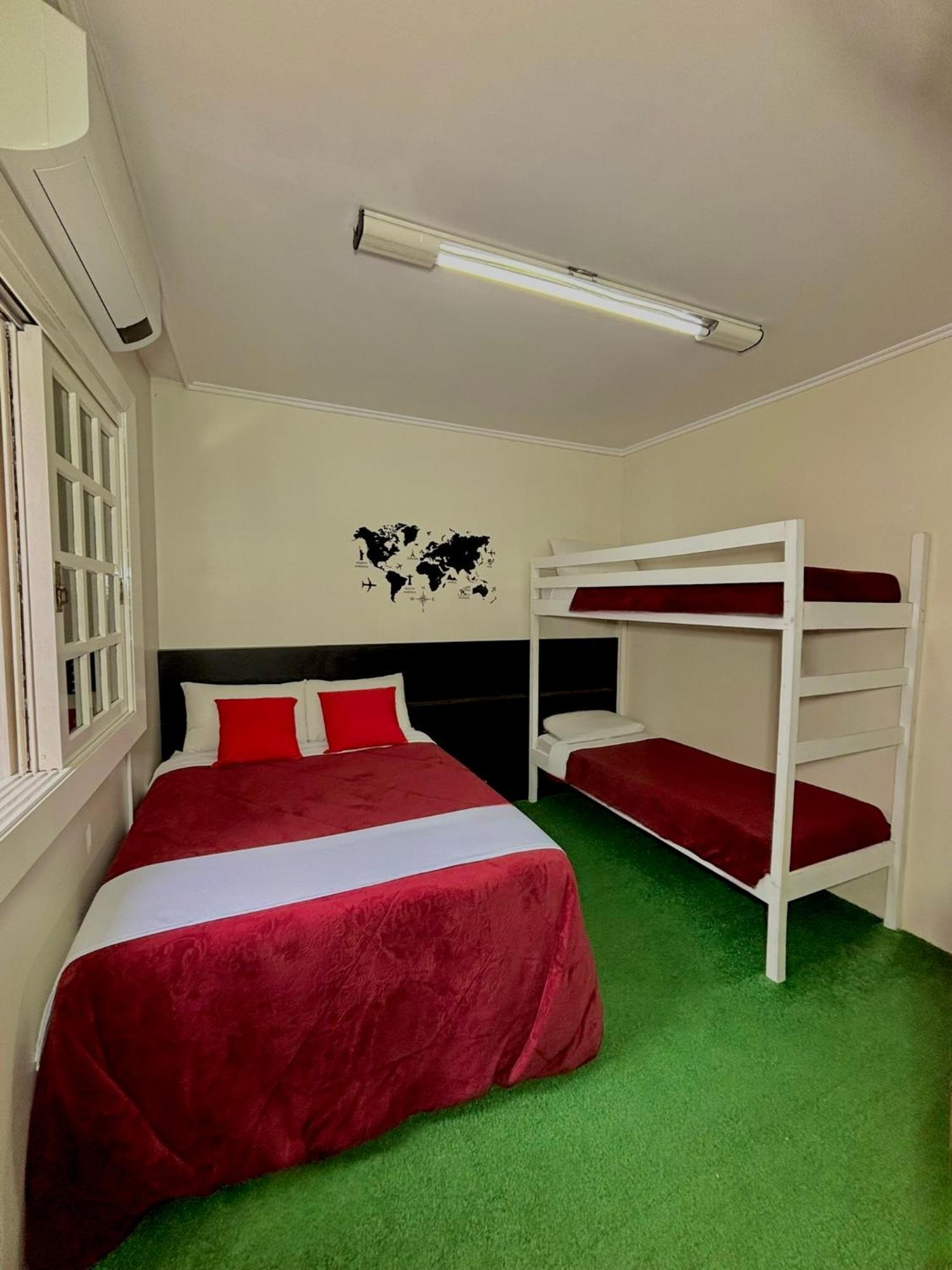 Casa Do Rogerio Hostel - Unidade Shopping Caxias do Sul Exterior photo